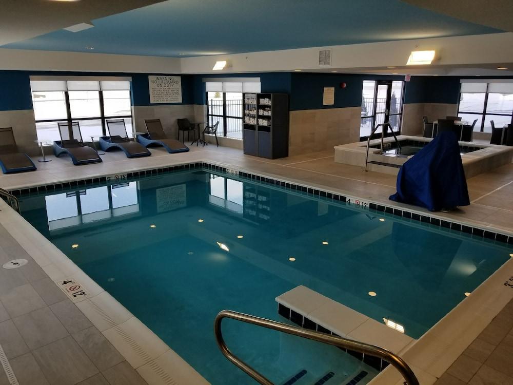 Hampton Inn & Suites Pekin Εξωτερικό φωτογραφία