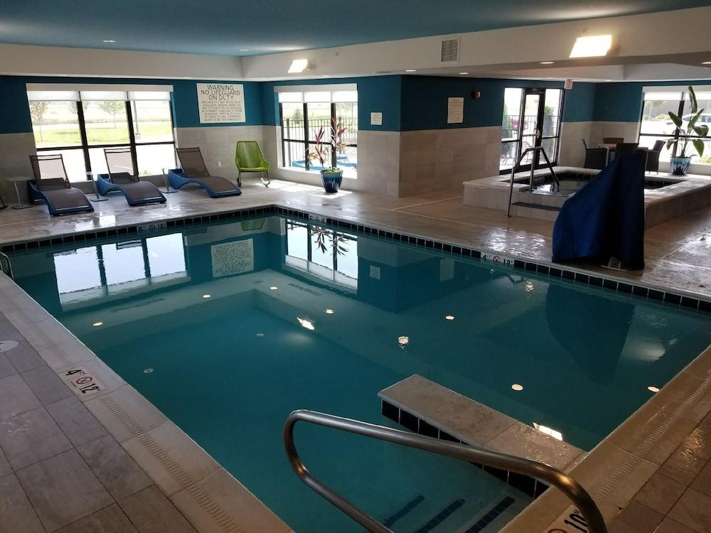 Hampton Inn & Suites Pekin Εξωτερικό φωτογραφία