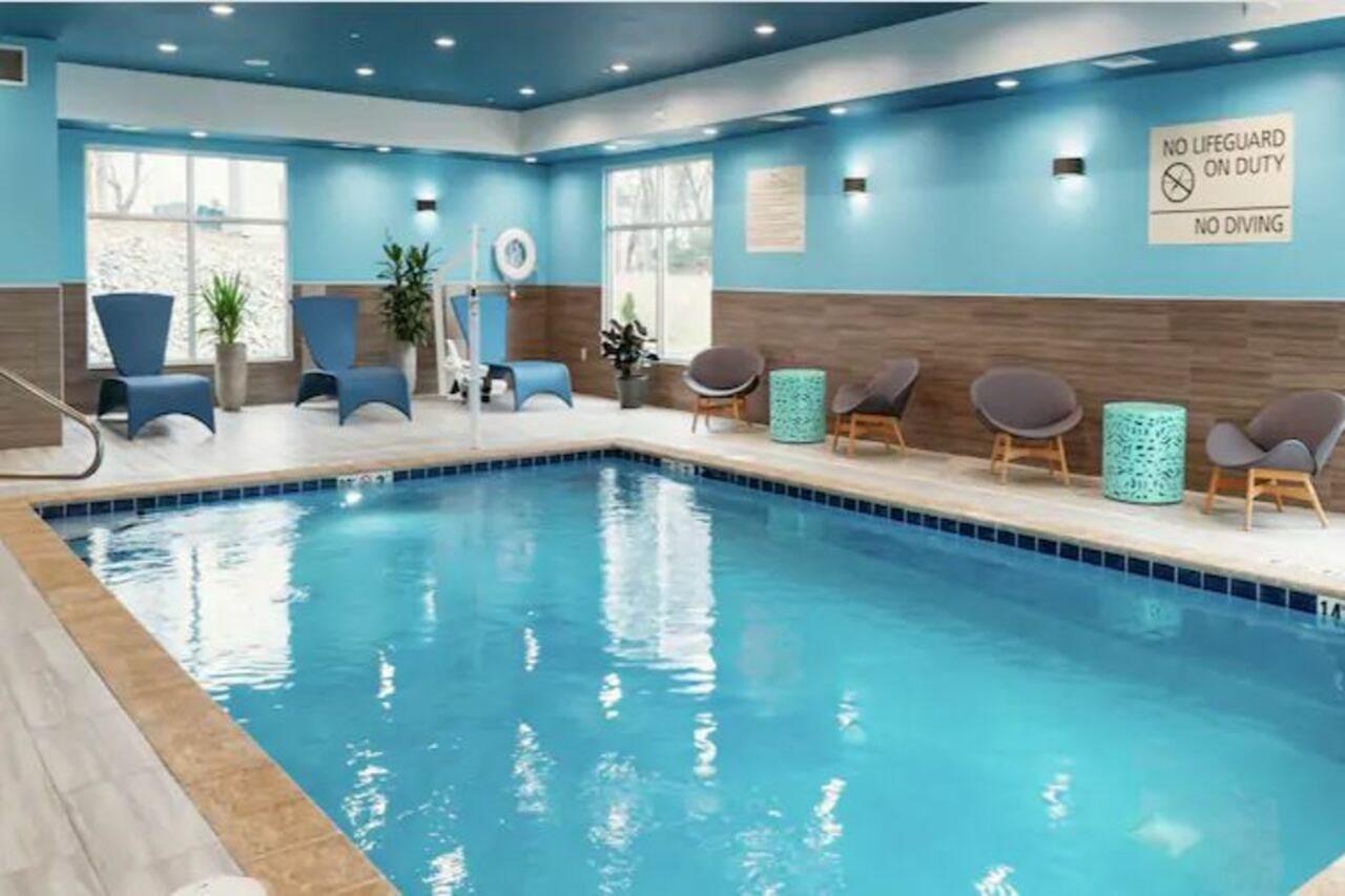 Hampton Inn & Suites Pekin Εξωτερικό φωτογραφία